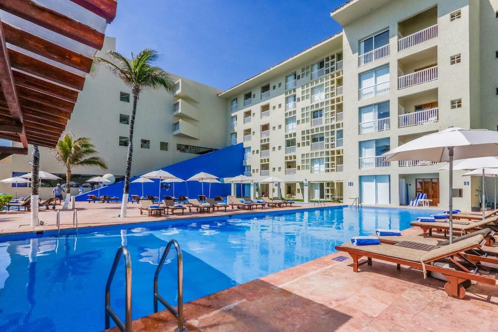 Club Regina Cancun Exterior photo